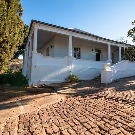 Jennis Place Graaff-Reinet エクステリア 写真