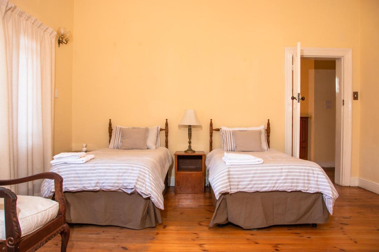 Jennis Place Graaff-Reinet エクステリア 写真