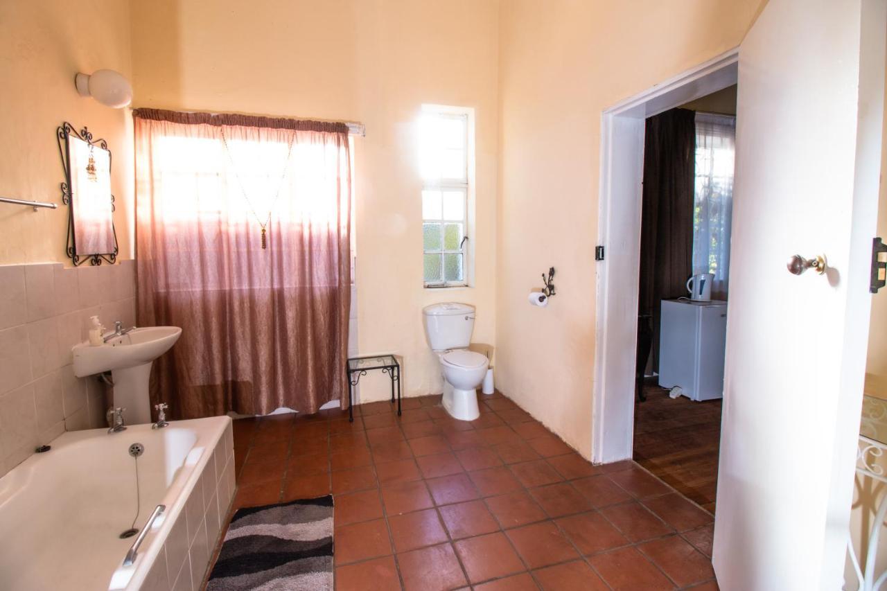 Jennis Place Graaff-Reinet エクステリア 写真
